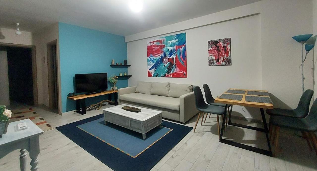 Apartment Apartment